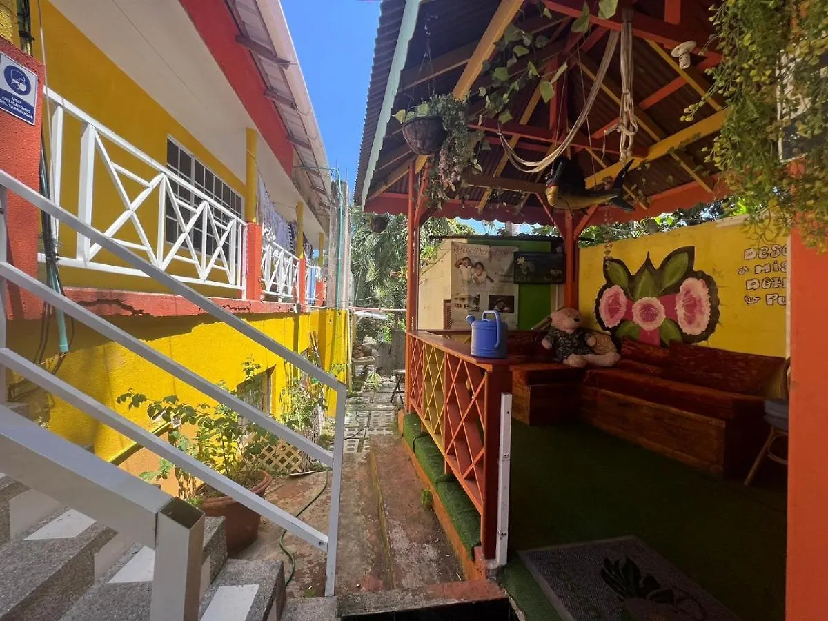 Posada Nativa Derma'S Inn San Andres