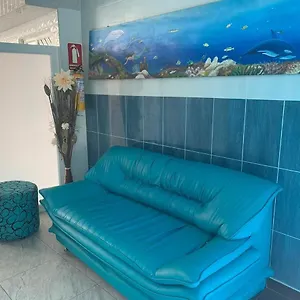 Cocos Place Pensión